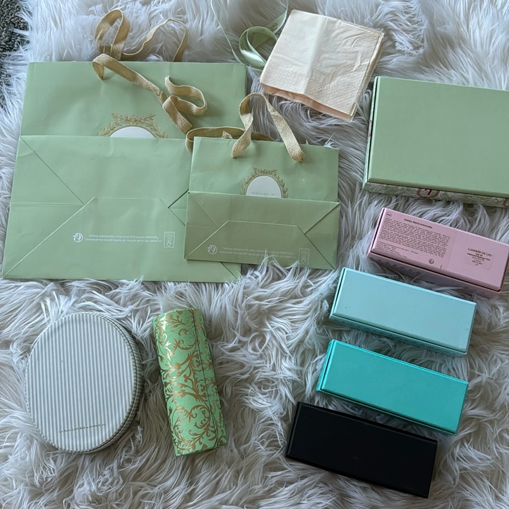 LADURÉE Paris Set - Picture 3 of 3